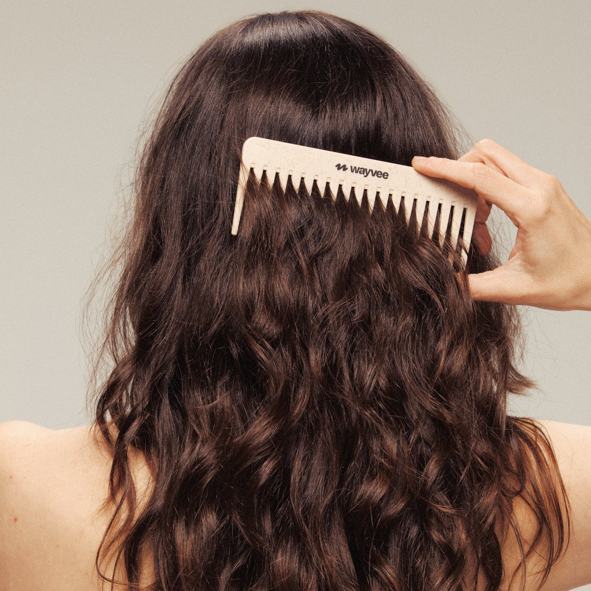 NEW Wide Tooth Detangling Comb